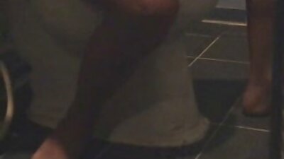 એક સેક્સી ક્યુટી તેની જાડી અને રસદાર લાકડી સેકસી વીડિયો બીપી વીડીયો વડે ચૂસી રહી છે
